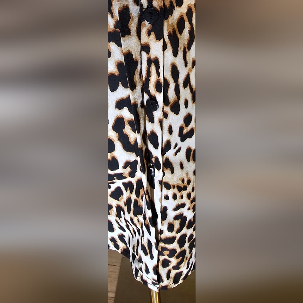 Worthington Leopard Print Button Down Shirt - Picture 3 of 7
